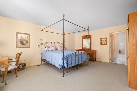 Tiny photo for 37 Forest Hills Road, Lake Bluff, IL 60044 (MLS # 12625492)