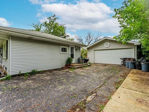 Tiny photo for 405 N Iowa Avenue, Villa Park, IL 60181 (MLS # 12680347)