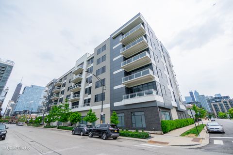 367 W Locust Street 202 Chicago IL 60610
