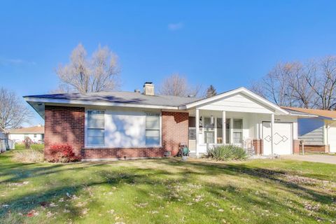 Tiny photo for 218 Greenbriar Street, Elk Grove Village, IL 60007 (MLS # 12523798)