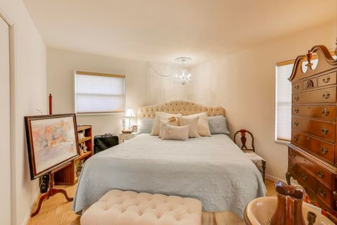 Tiny photo for 218 Greenbriar Street, Elk Grove Village, IL 60007 (MLS # 12523798)