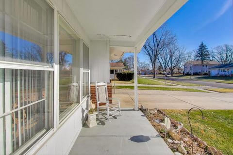 Tiny photo for 218 Greenbriar Street, Elk Grove Village, IL 60007 (MLS # 12523798)