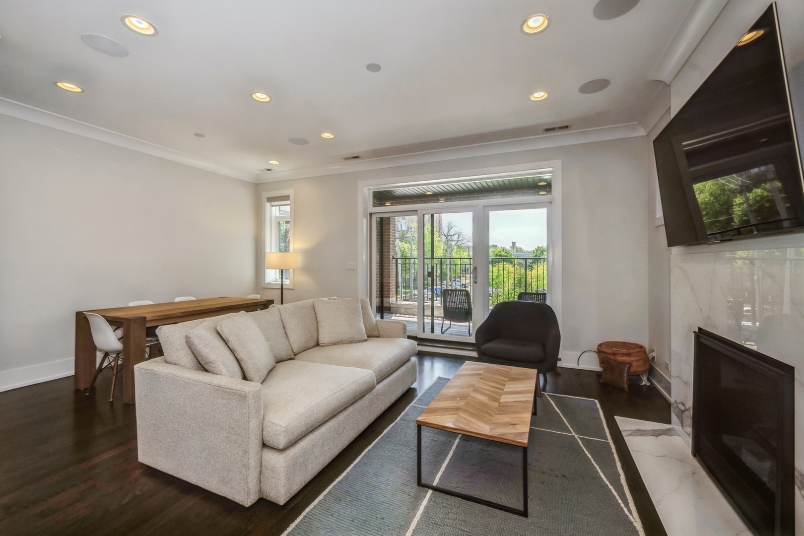 2018 W LEMOYNE Street 2W