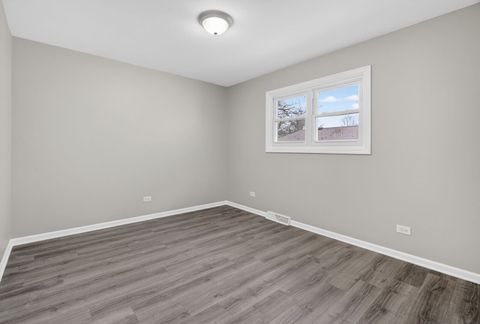 Tiny photo for 1537 W 165th Street, Markham, IL 60426 (MLS # 12607513)