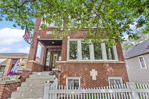 2939 N Troy Street Chicago IL 60618