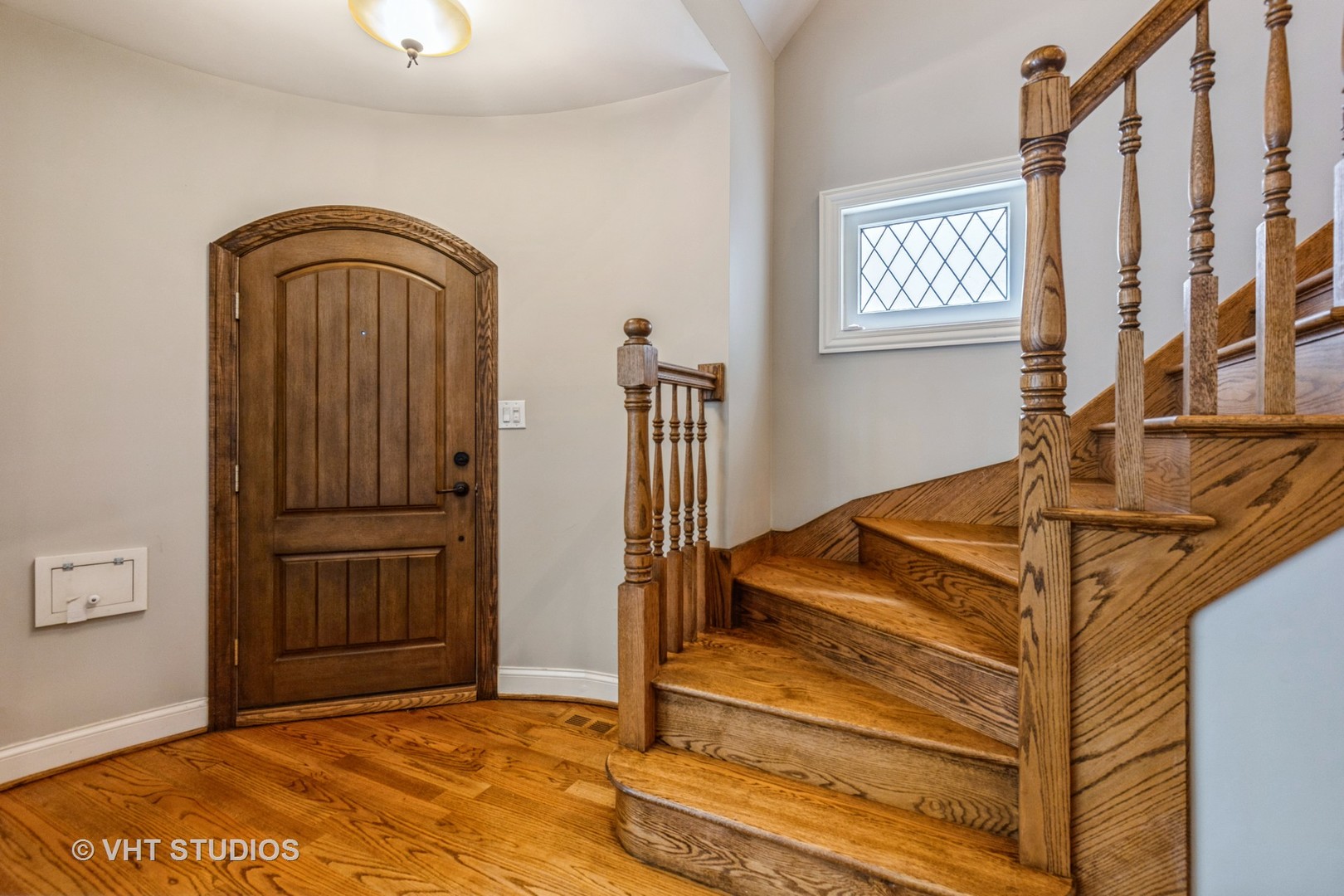 2619 W 104TH Street