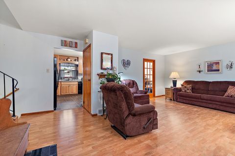 Tiny photo for 2924 192nd Place, Lansing, IL 60438 (MLS # 12613147)