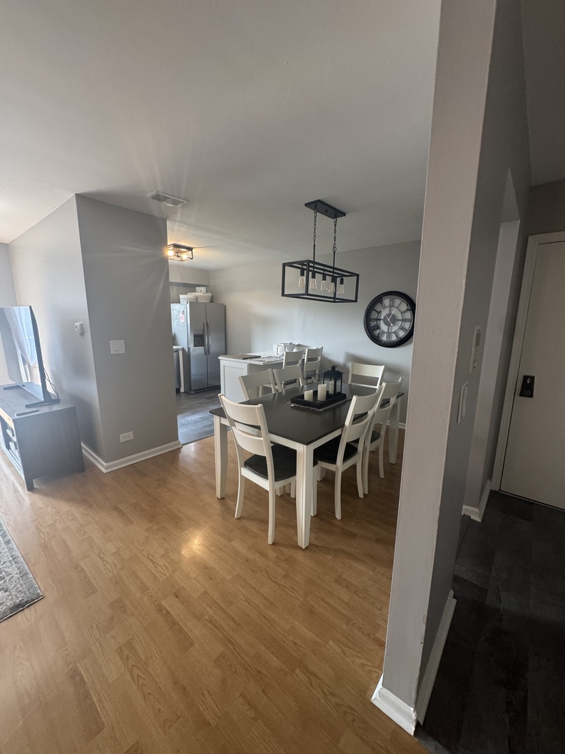 310 W Greenbriar Road 2B