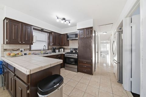 Tiny photo for 2951 N Rutherford Avenue, Chicago, IL 60634 (MLS # 12586980)