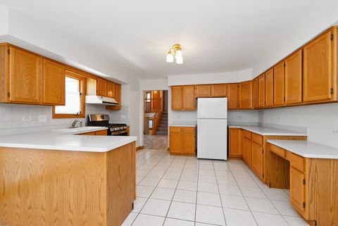 Tiny photo for 16237 Lake Villa Avenue, Tinley Park, IL 60477 (MLS # 12654213)