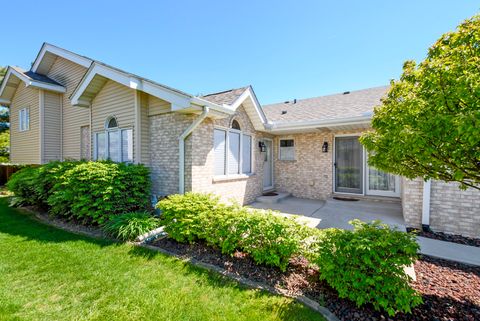 Tiny photo for 16237 Lake Villa Avenue, Tinley Park, IL 60477 (MLS # 12654213)