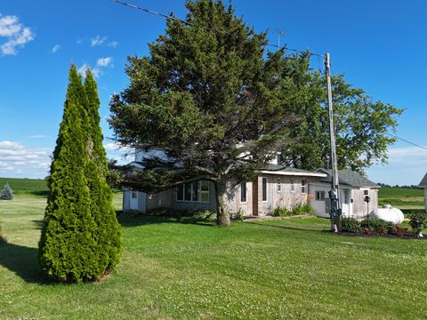 Tiny photo for 3971 E Rock Grove Road, Orangeville, IL 61060 (MLS # 12409581)