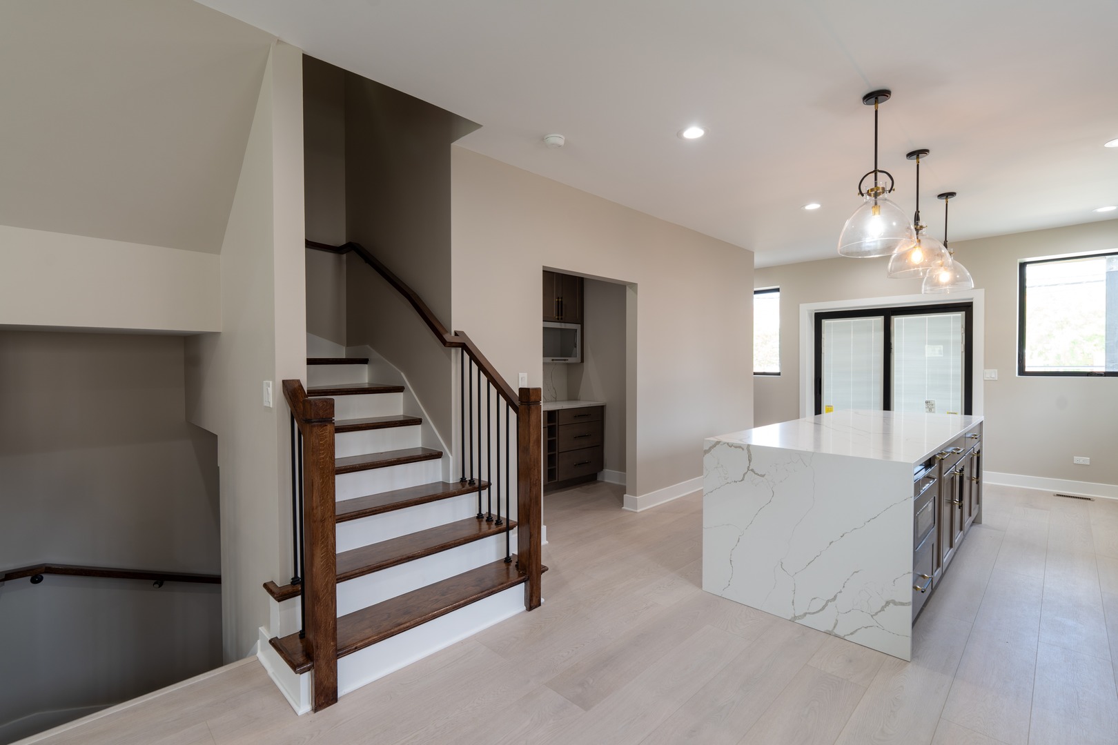 3530 W Van Buren Street