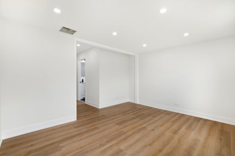 Tiny photo for 7835 Massasoit Avenue, Burbank, IL 60459 (MLS # 12700470)