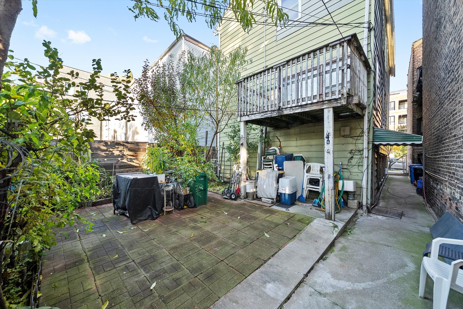 2662 N Ashland Avenue