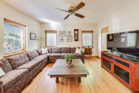 Tiny photo for 6101 N Knox Avenue, Chicago, IL 60646 (MLS # 12484299)