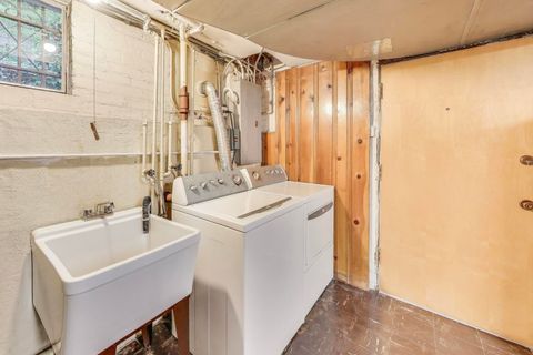 Tiny photo for 6101 N Knox Avenue, Chicago, IL 60646 (MLS # 12484299)