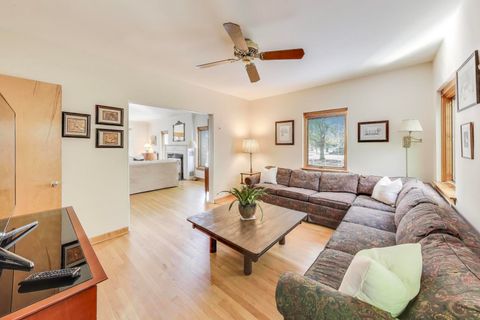 Tiny photo for 6101 N Knox Avenue, Chicago, IL 60646 (MLS # 12484299)