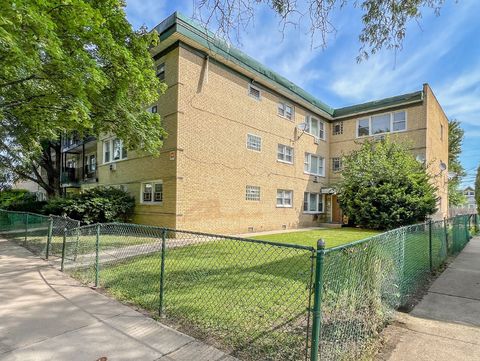 8743 S Beverly Avenue Chicago IL 60620
