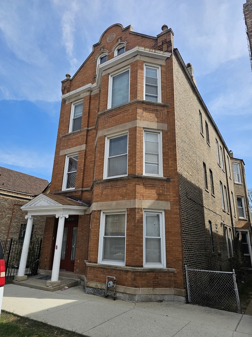 2651 S Lawndale Avenue