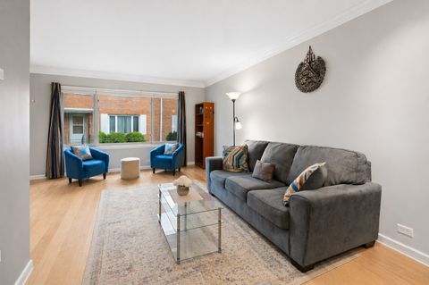 Tiny photo for 706 N Western Avenue #B, Park Ridge, IL 60068 (MLS # 12627179)