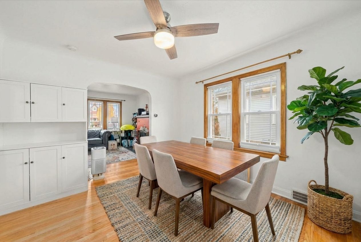 3833 Oak Park Avenue