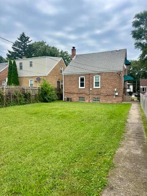 Tiny photo for 11312 S Avenue G, Chicago, IL 60617 (MLS # 12748692)