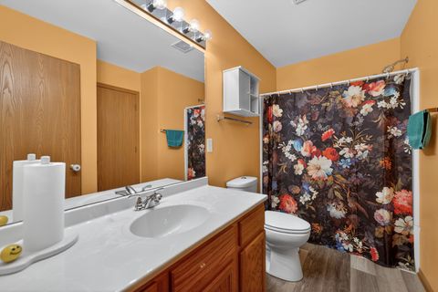 Tiny photo for 665 Kenwood Court, DeKalb, IL 60115 (MLS # 12615352)