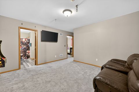 Tiny photo for 665 Kenwood Court, DeKalb, IL 60115 (MLS # 12615352)
