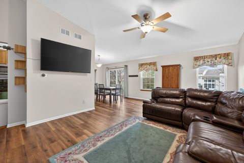 Tiny photo for 665 Kenwood Court, DeKalb, IL 60115 (MLS # 12615352)