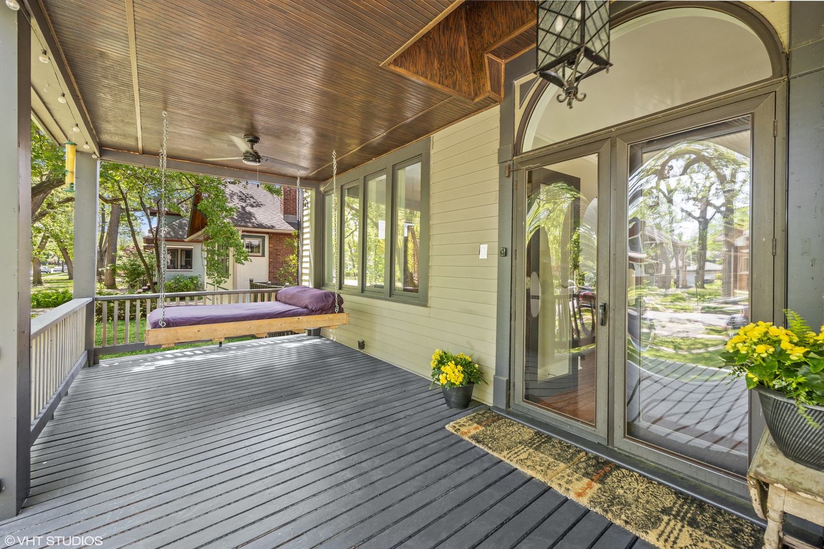 146 GALE Avenue