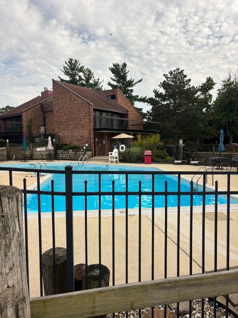 Tiny photo for 14504 Linder Court #G4, Oak Forest, IL 60452 (MLS # 12702817)