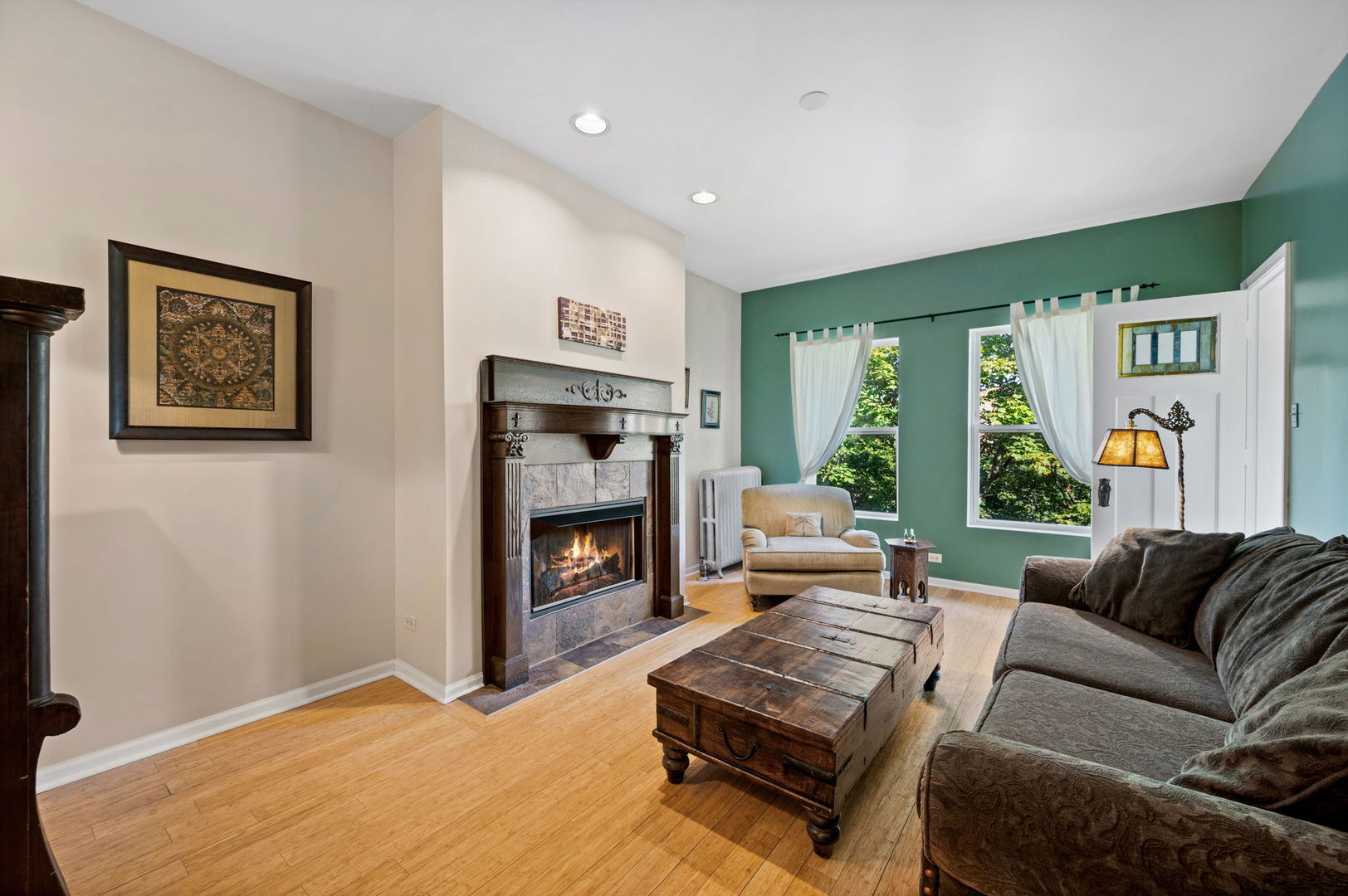 1645 W Greenleaf Avenue 3E