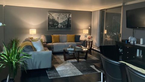 Tiny photo for 20 N Tower Road #12E, Oak Brook, IL 60523 (MLS # 12494501)