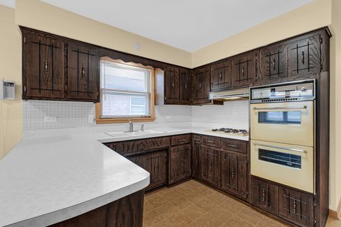 Tiny photo for 665 Hoxie Avenue, Calumet City, IL 60409 (MLS # 12596212)