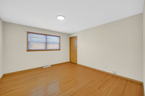 Tiny photo for 665 Hoxie Avenue, Calumet City, IL 60409 (MLS # 12596212)