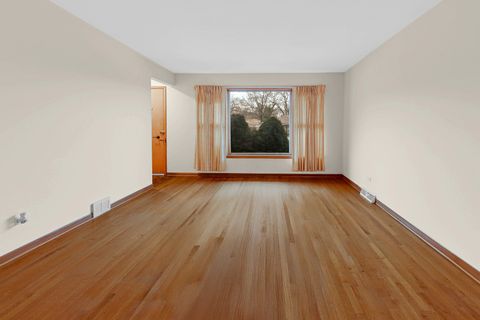 Tiny photo for 665 Hoxie Avenue, Calumet City, IL 60409 (MLS # 12596212)