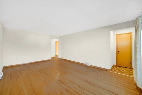 Tiny photo for 665 Hoxie Avenue, Calumet City, IL 60409 (MLS # 12596212)