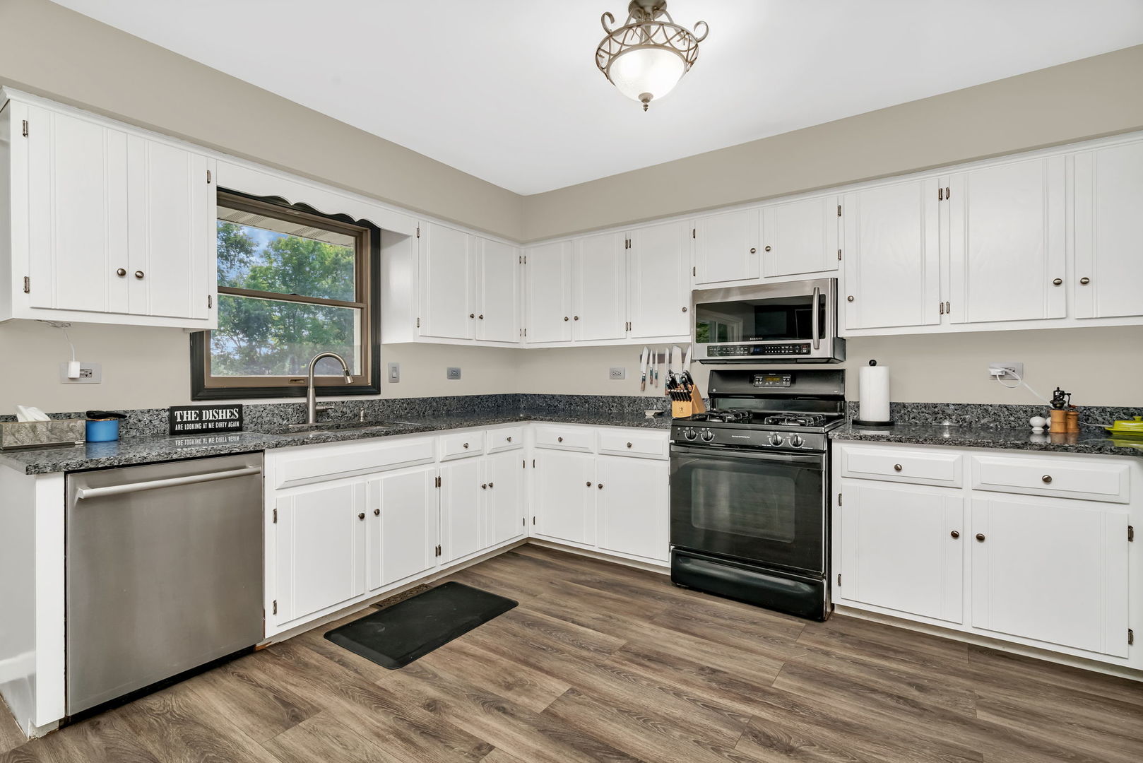 23040 S Patricia Lane