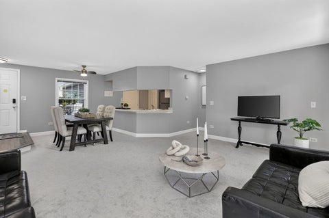 Tiny photo for 363 Pembroke Lane #1, Glen Ellyn, IL 60137 (MLS # 12767380)