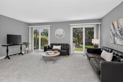 Tiny photo for 363 Pembroke Lane #1, Glen Ellyn, IL 60137 (MLS # 12767380)