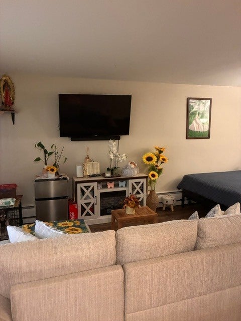 822 Seward Street 1A - Photo 4