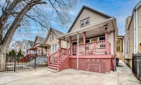 Photo of 1839 N Kostner Avenue, Chicago, IL 60639 (MLS # 12585311)