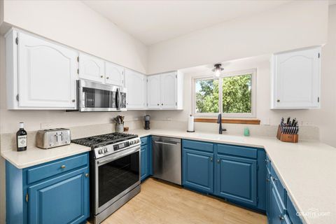 Tiny photo for 109 Bobolink Drive, Grayslake, IL 60030 (MLS # 12671803)