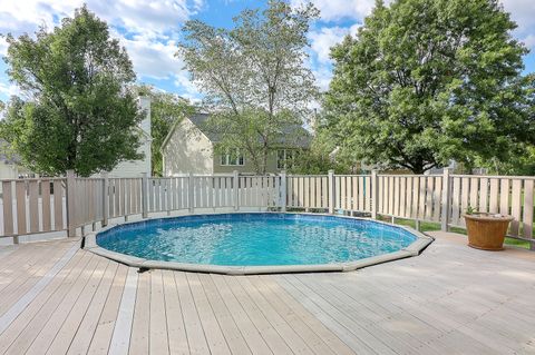Tiny photo for 157 Wildberry Court, Aurora, IL 60504 (MLS # 12464120)