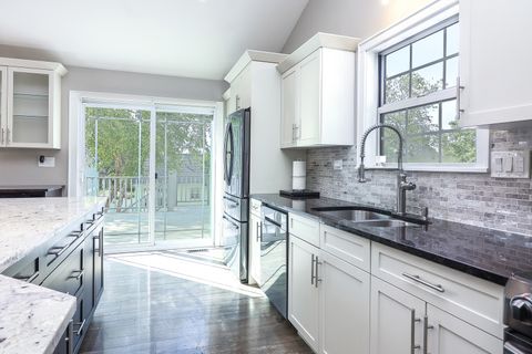 Tiny photo for 157 Wildberry Court, Aurora, IL 60504 (MLS # 12464120)