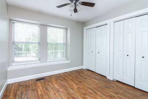 Tiny photo for 157 Wildberry Court, Aurora, IL 60504 (MLS # 12464120)