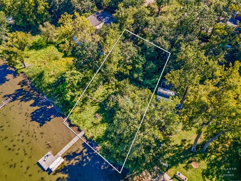 Tiny photo for 912 Johnson Street, Fox River Grove, IL 60021 (MLS # 12785580)