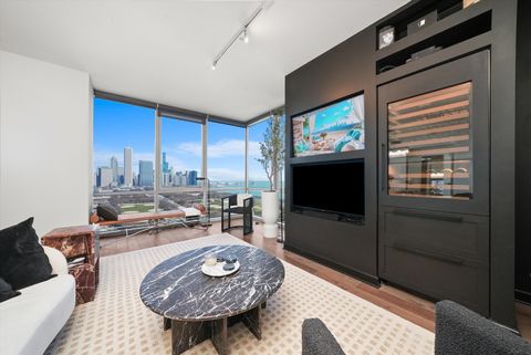 Tiny photo for 1201 S Prairie Avenue #2403, Chicago, IL 60605 (MLS # 12343405)