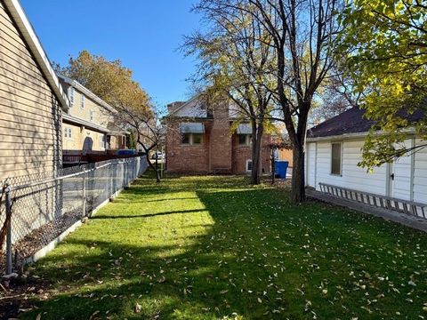 Tiny photo for 5662 N Neva Avenue, Chicago, IL 60631 (MLS # 12523461)